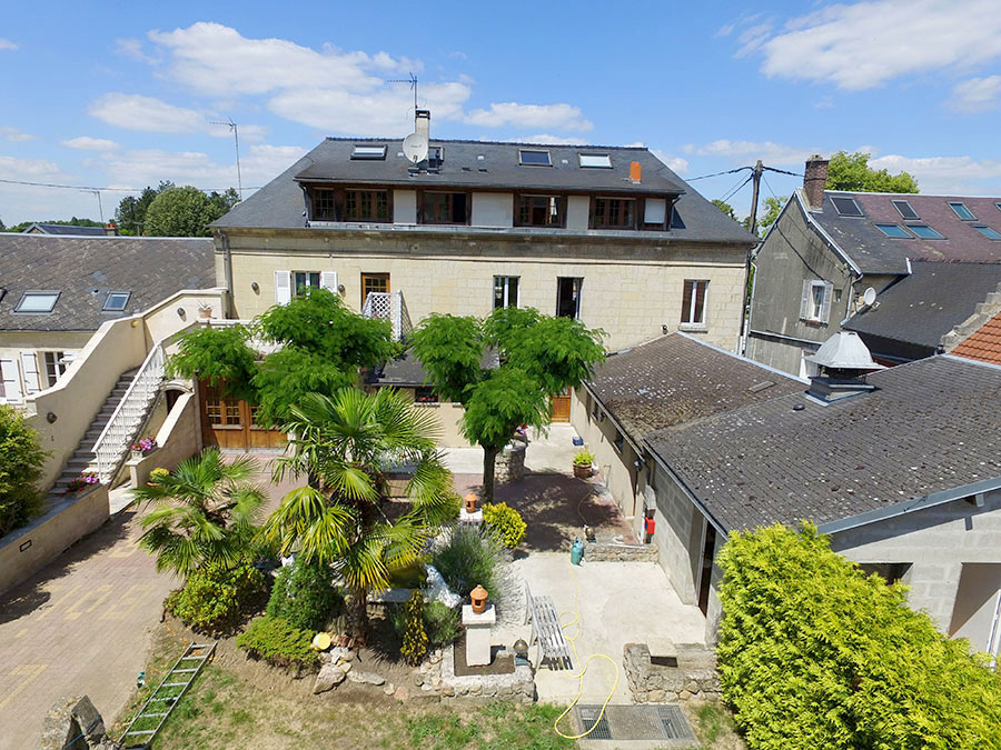 Auberge L Estampilles Et Restaurant La Bouche Des Goûts